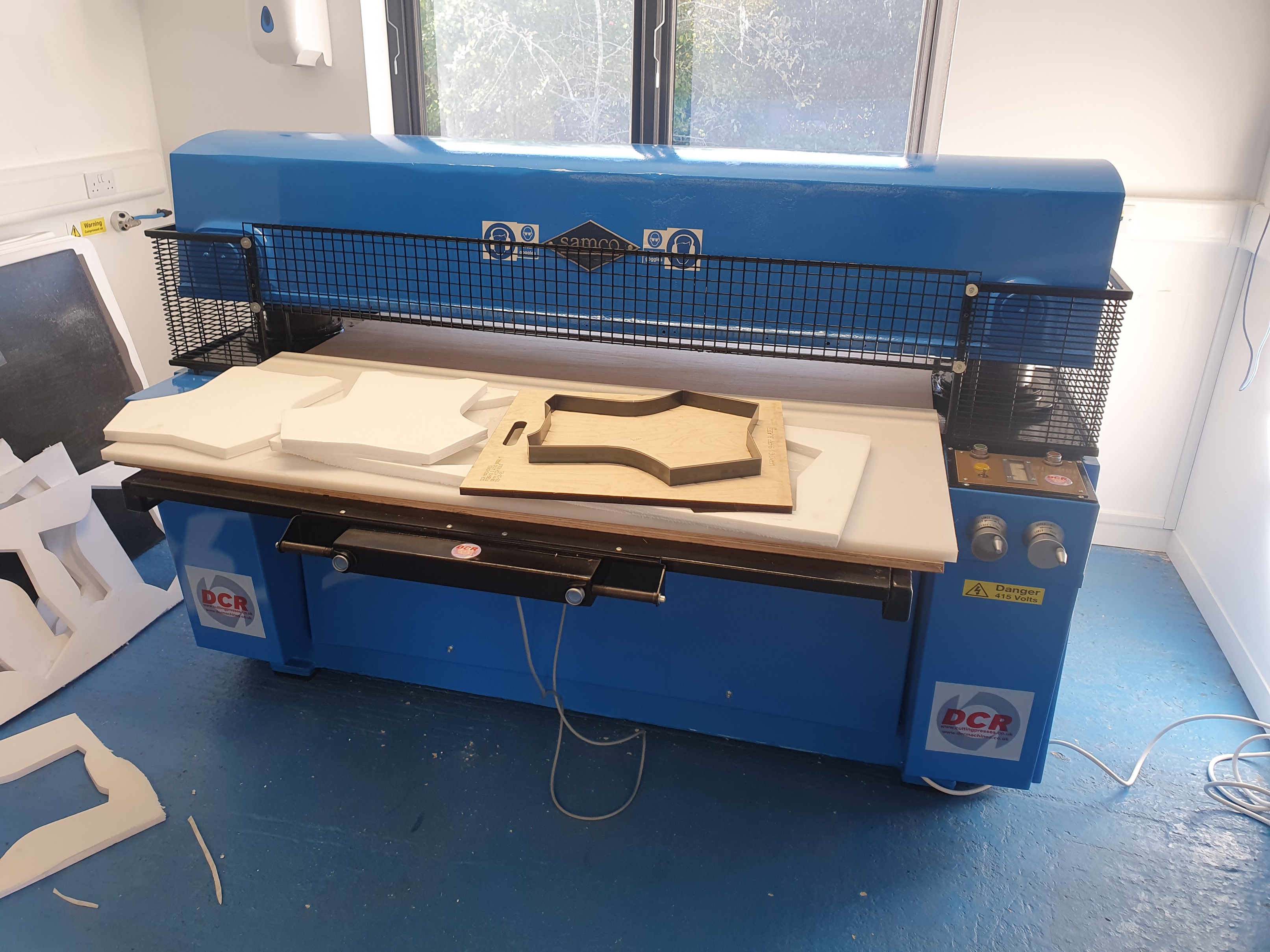 Photo of an DCR-BP60 REFURBISHED Industrial Sewing Machines